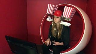 Simone Giertz's Popcorn Machine!