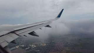 Landing at Noi Bai international airport