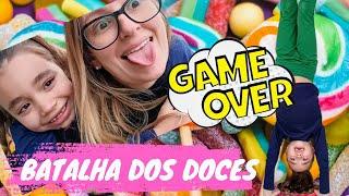 Batalha dos DOCES! Desafios Divertidos! GAME OVER pra qual das duas?