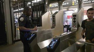 Man stabbed in his face at subway station in Brooklyn