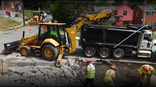 Cat® 420 XE Backhoe Loader Customer Story – Michael Facchiano Contracting Inc.