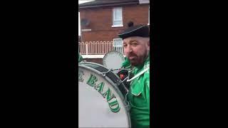 EIRE NUA - FLUTE BAND - WEST BELFAST - marching Ardoyne