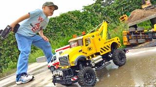 Bruder Toys, Bruder Ambulance, Monstertruck, MACK Tow-truck, CHILDREN outdoor Action!