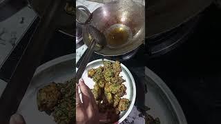 Palak pakodi#breakfast recipe#easy recipe#food @renu's cooking corner