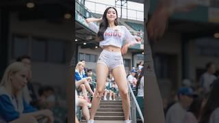 야구장 뒤집어 놓은 신입 치어리더 댄스 실력!️ #치어리더 #야구 #short #댄스
