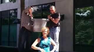 Erin Davis does the #ALSICEBUCKETCHALLENGE