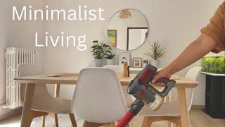 Minimalist Living: Quality vs. Quantity