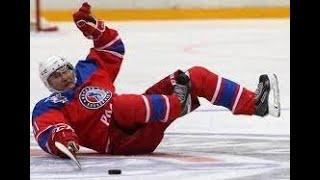 Путин в шлеме иль в пилотке