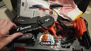 what's inside our Taranzy mini chainsaw box 