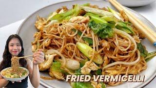 Simple & Easy! Fried Rice Noodles with Eggs  鸡蛋炒米粉