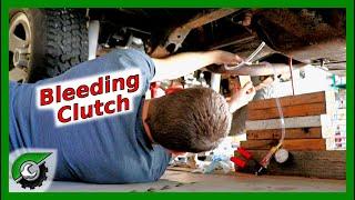 Clutch Bleeding ISSUES: How to bleed a Jeep clutch