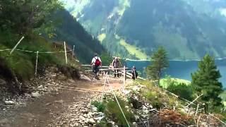 Abstieg von der Landsbergerhütte zum Vilsalpsee