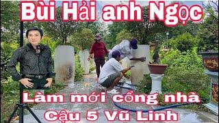 Bùi Hải anh Ngọc với mấy chị làm đẹp mới cổng nhà của Cậu 5 Vũ Linh