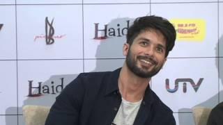 Shahid Kapoor reacts on Pankaj Kapoor's naughty role in Finding Fanny