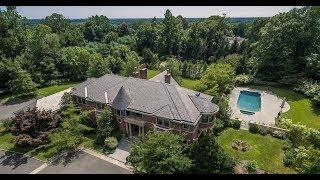 Luxury Long Island Property Tour With Maria Babaev: 8  Saddle Ridge Rd, Old Westbury, NY 11568