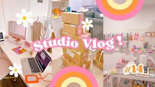 So many wholesale orders to package?!  | Studio Vlog 014 | Small business vlog