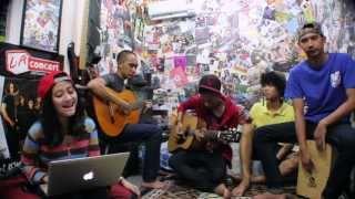 Girls' Generation - Gee (Cover) by Gita, Borri, Rhaga, Adit & Gepeng