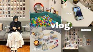 daily vlog: romanticize life, self care, cozy evening routine, going out, self photo studio