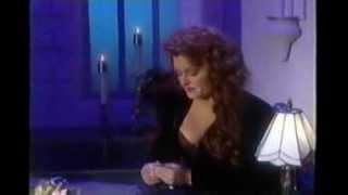 Wynonna - BLUE CHRISTMAS (1993 TV Special)