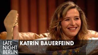 Katrin Bauerfeind ärgert sich über Fußfetischisten! | Late Night Berlin | ProSieben