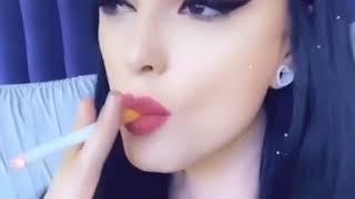 Girls Smoking 21