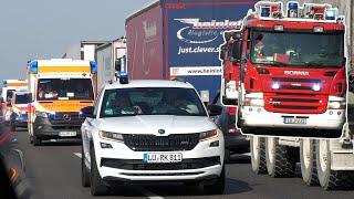 German drivers create lane for emergency vehicles responding to a major collision