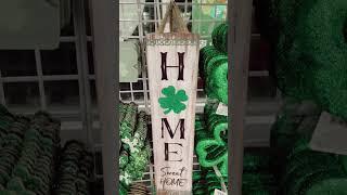 New St. Patrick’s Day decor at Dollar Tree. ️ #dollartree #stpatricksday #decor