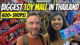 We visited the BIGGEST TOY MALL IN THAILAND: Mega Plaza Bangkok! 