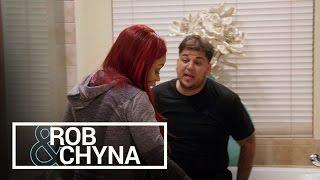 Rob & Chyna | Rob Kardashian Upset Over 20 Pound Weight Gain | E!