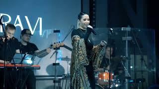 MIRAVI - Love (live)