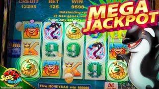 MEGA JACKPOT RE-TRIGGER !!! Whales of Cash 5c Aristocrat Video Slot in San Manuel Casino @SlotsBoom