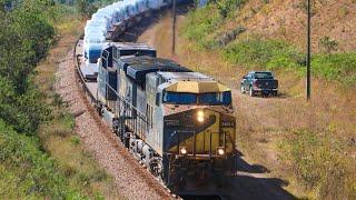 Trem de carga geral MUITO PESADO com duas Locomotivas AC44i subindo forte rampa na Ferrovia do Aço