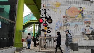 Railway crossing in Seoul, Korea, Oedae Station, 2020-04-25