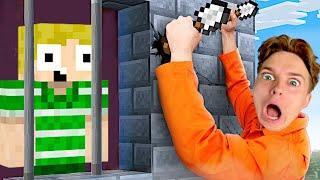 Vi Flygter Fra SIKRESTE FÆNGSEL I Minecraft!!