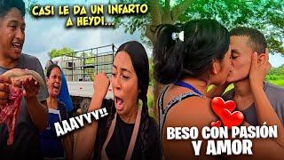 Escena romántica de Cataleya y Papysugar. Que gran susto le dio Miguel  heydi con la lengua