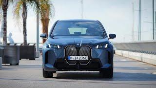 BMW iX xDrive45 Exterior Design in Arctic Race Blue