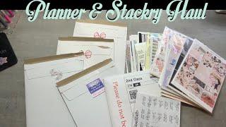 Planner & Stackry haul