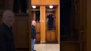 #Shorts Лифт, который никогда не останавливается.Лифт "Патерностер",Прага