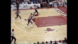 MJ Turnover Leads to Casual Pistons Showtime (1990)