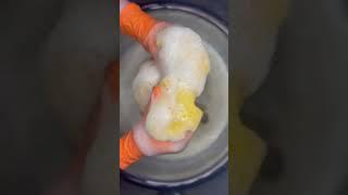 Oddly satisfying new sponge first squeeze #oddlysatisfying #asmrvideo #spongeasmr #spongesqueezing