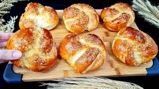 Forget all the recipes! Do you have flour and water at home Very simple bread recipe