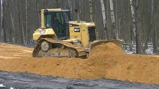 Cat D6N XL spreading sand