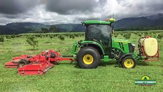 JD 4066R fitted with the Trimax Snake