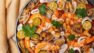 We made a Singaporean Seafood Paella