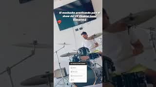 Insta Story || Jose Ron practicando para el show de Koktel Band el 29.10.2021