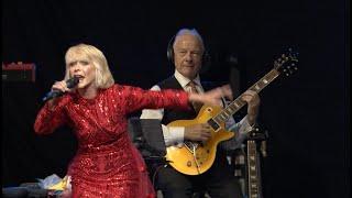 Toyah & Robert Fripp - Echo Beach: Live at Isle of Wight Festival 2023