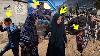 Guests at Akram's house: Maryam and Firuz come while Asghar leaves the house for work.