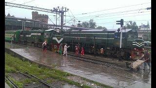 Pakistan Trainz Karachi bound 42 Dn Karakoram express Departure Lahore Railway Station