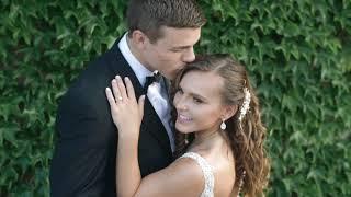 The Court Above Main | La Crosse, WI Wedding