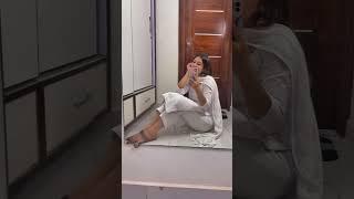 Mirror selfie poses | Try this | Shanika Khurmi | #ashortaday #shorts